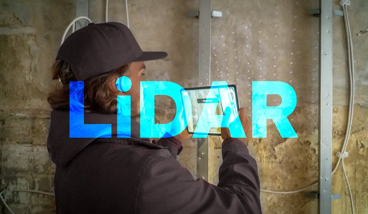 magic plan lidar scanning used on a tablet to capture wall measurements during an indoor survey