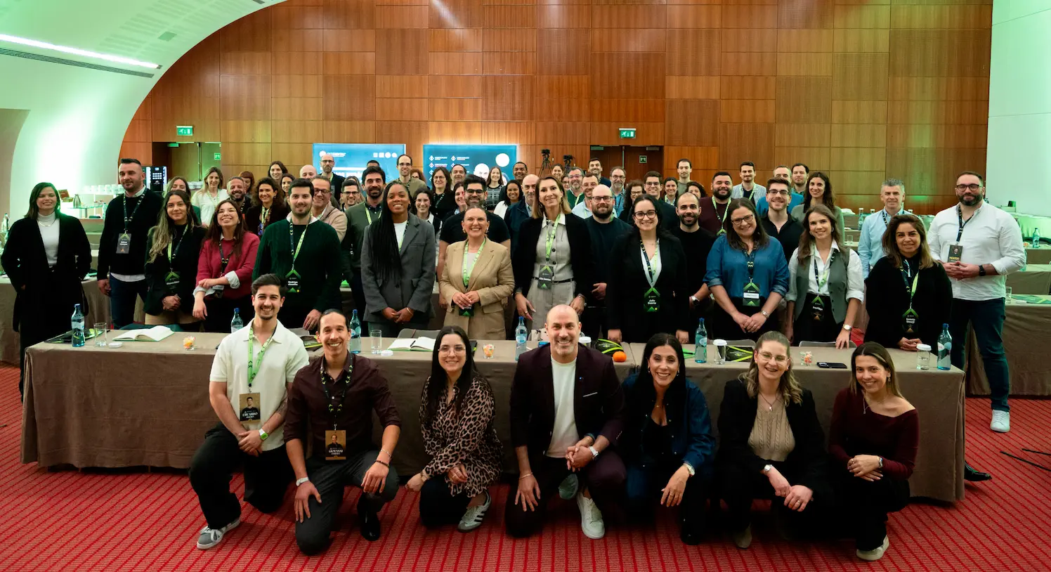 CHECKMATE: Comercial