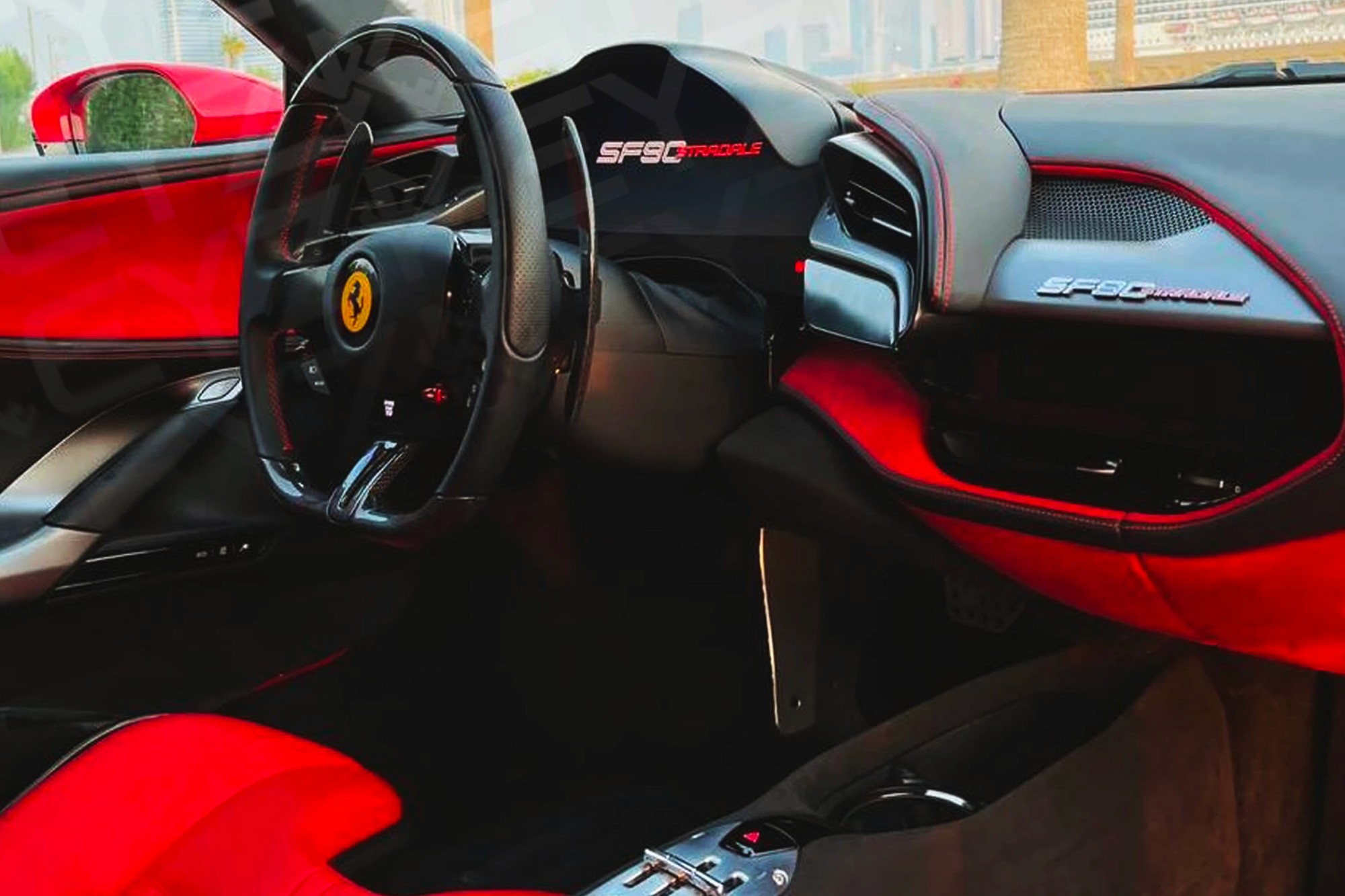 Vue interieur Ferrari SF 90 Rouge – Location Supercar à Dubaï | Keyz Rent