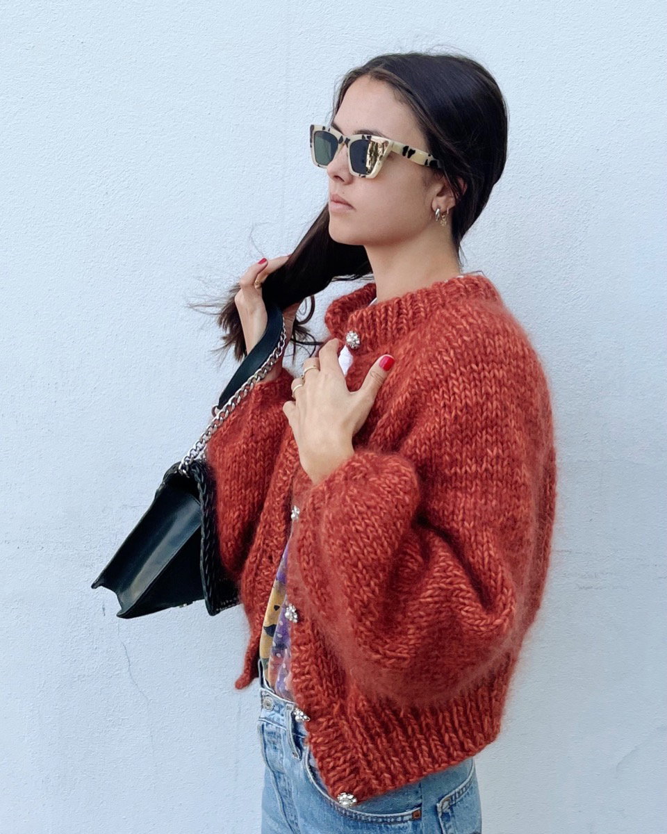 Spicycardigan knitting pattern by Strikkerlittmye