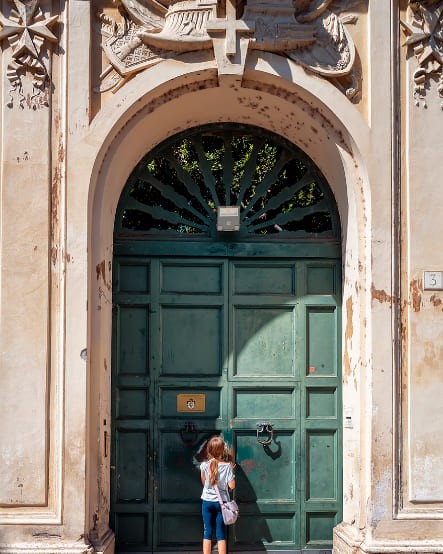 Мальтийская замочная скважина в риме. Три государства