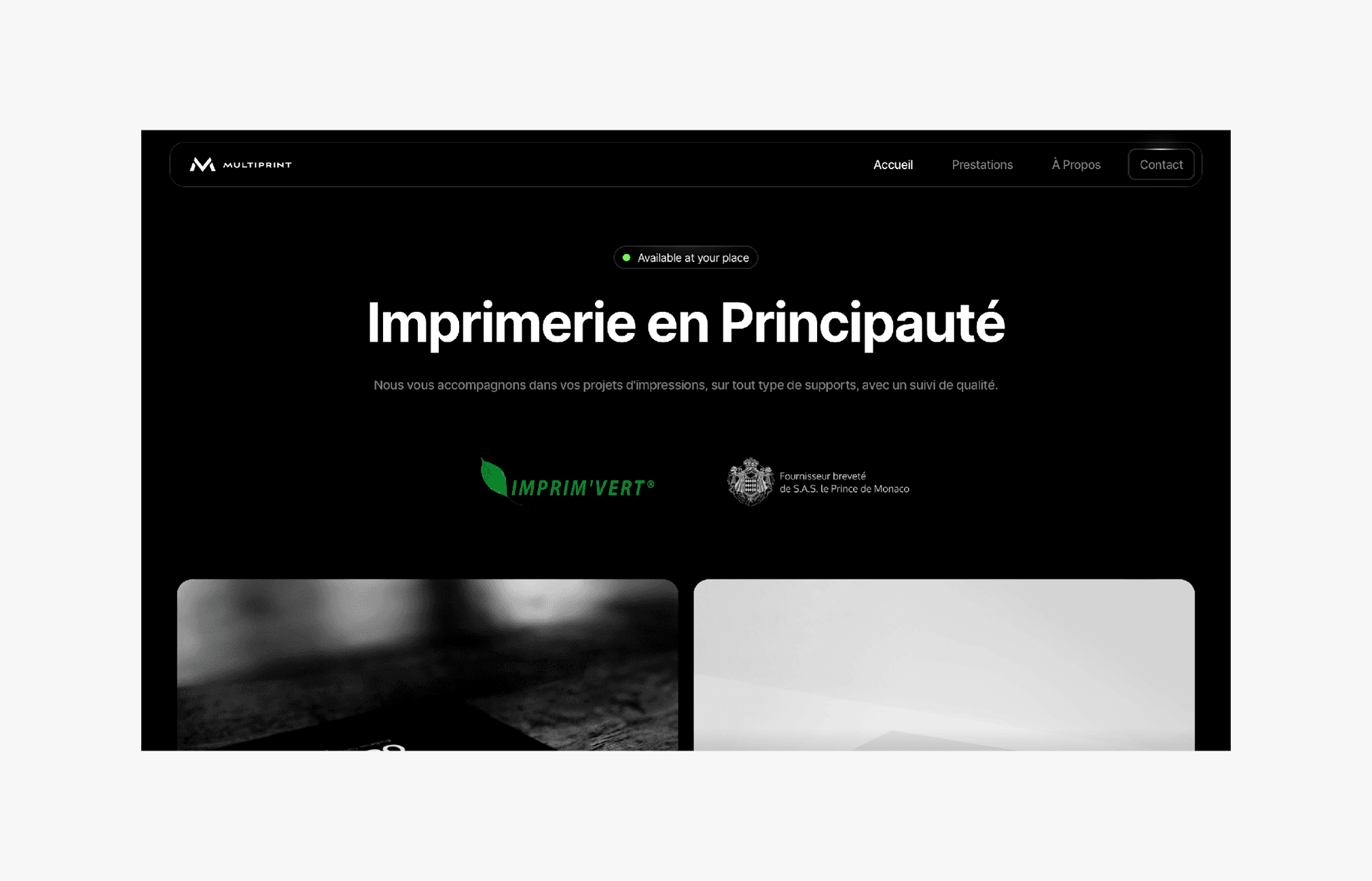 Page d'accueil avec un fond noir, le texte "Imprimerie en Principauté" en blanc, et un logo vert "IMPRIM'VERT". Divers logos de clients et partenaires en bas