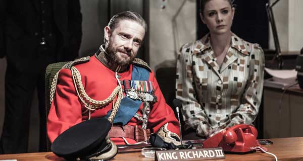 Richard III - Martin Freeman and Lauren O'Neil - Photo Marc Brenner