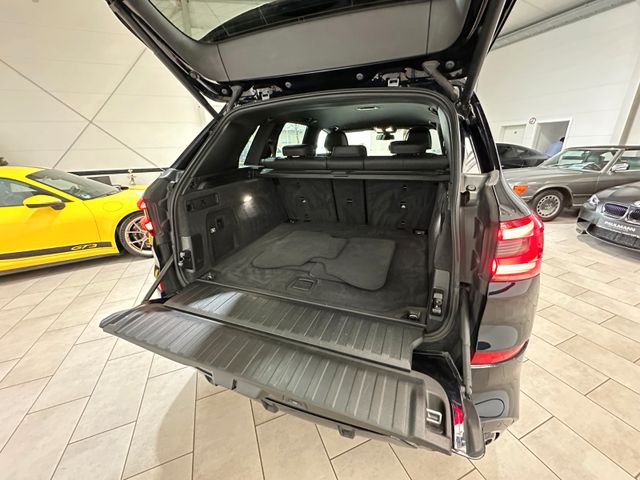BMW X5 2022 BLACK Gebrauchtwagen - Galeriebild 11