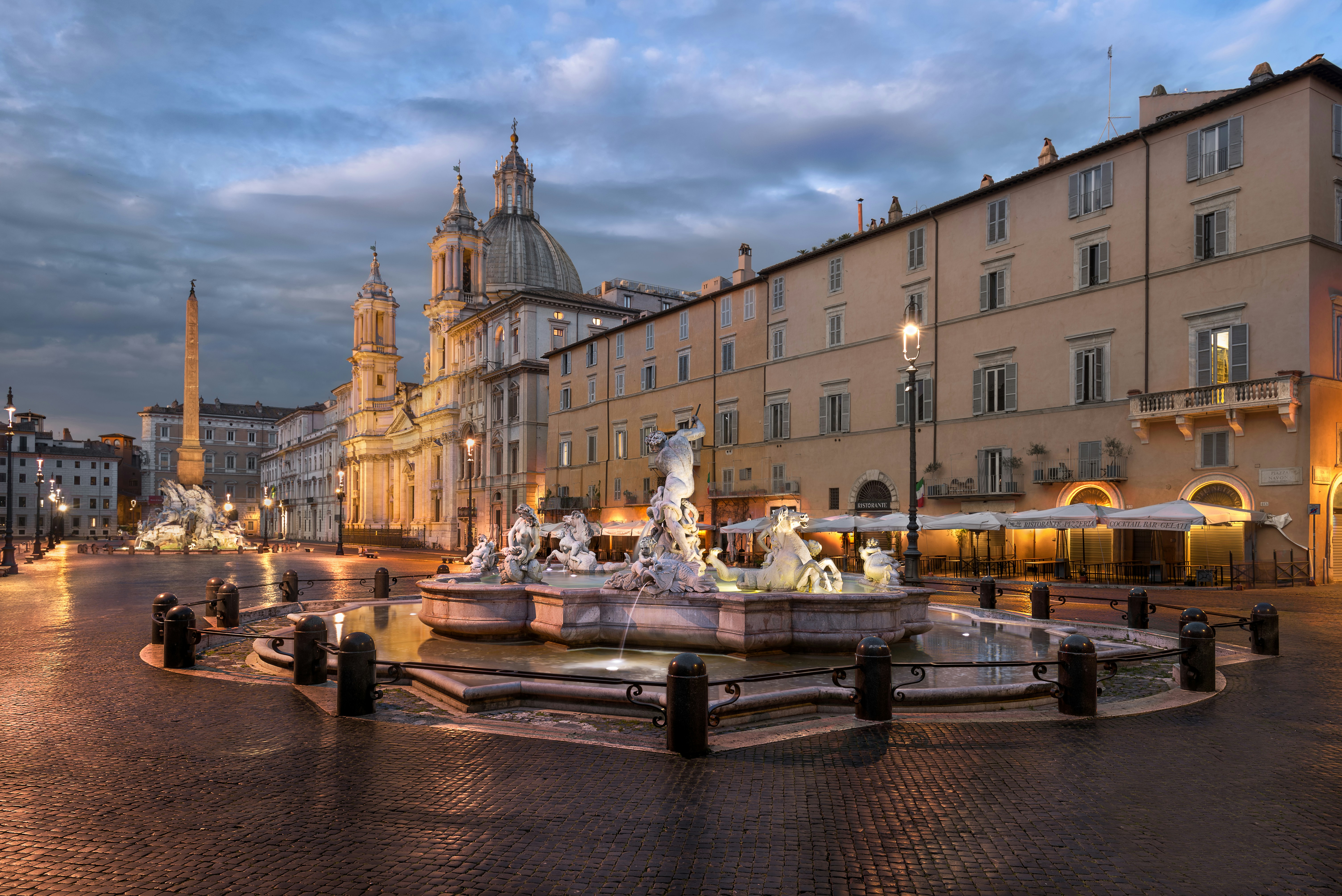 Piazza Navona notturna