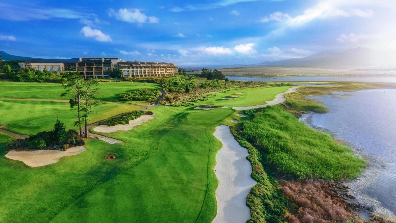Arabella Golf Course - about 1 hour away.