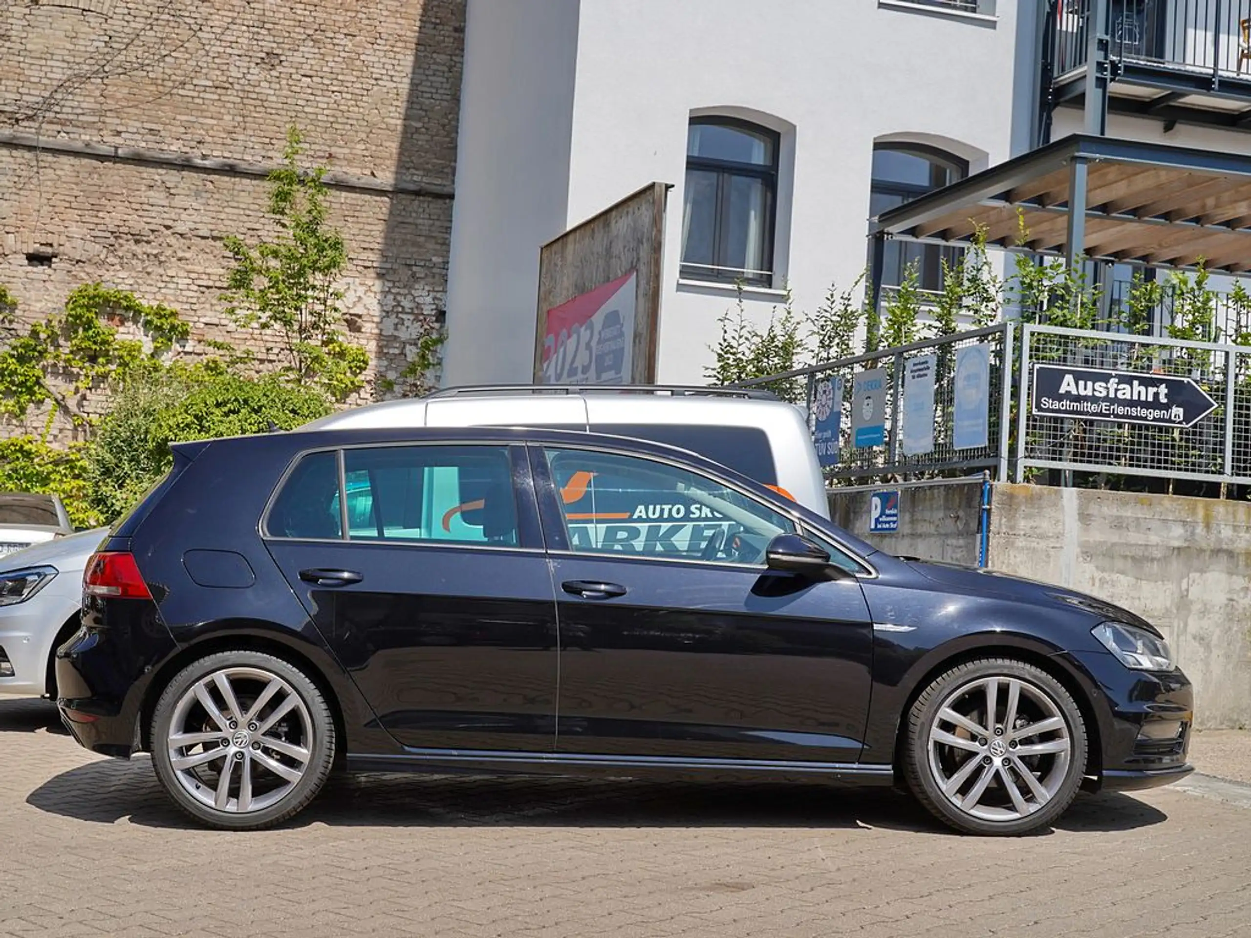 Volkswagen Golf VII 1.4 TSI DSG Cup R-Line | Standheizung | Navi | Parklenkassistent | Ergo-Sitze | 18" Salvador | 2. Hand | Unfallfrei