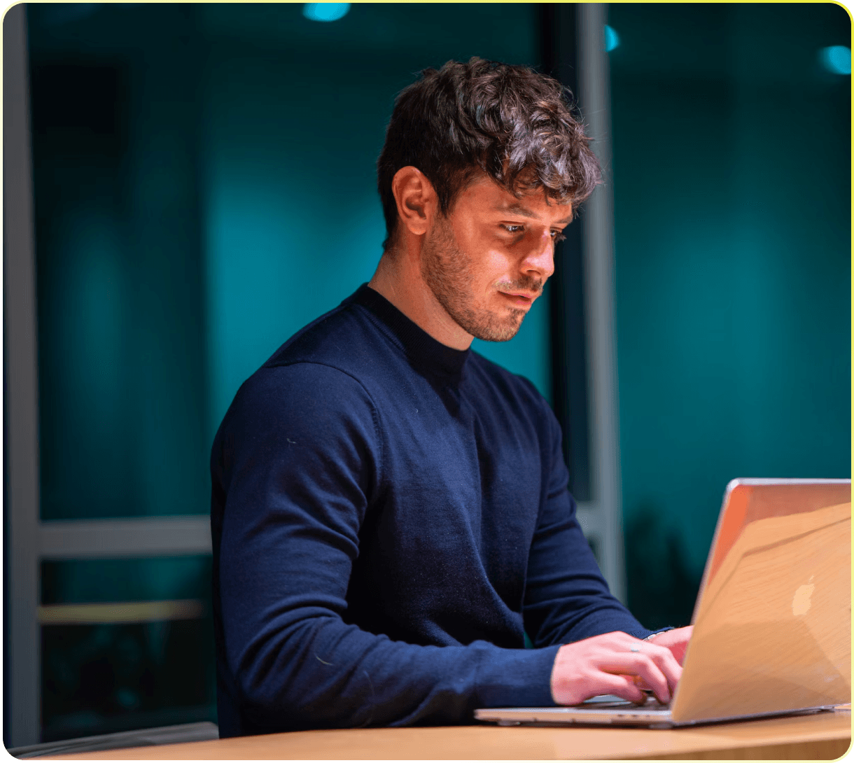 Ecommerce owner using our services.