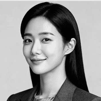 Portrait of a woman.