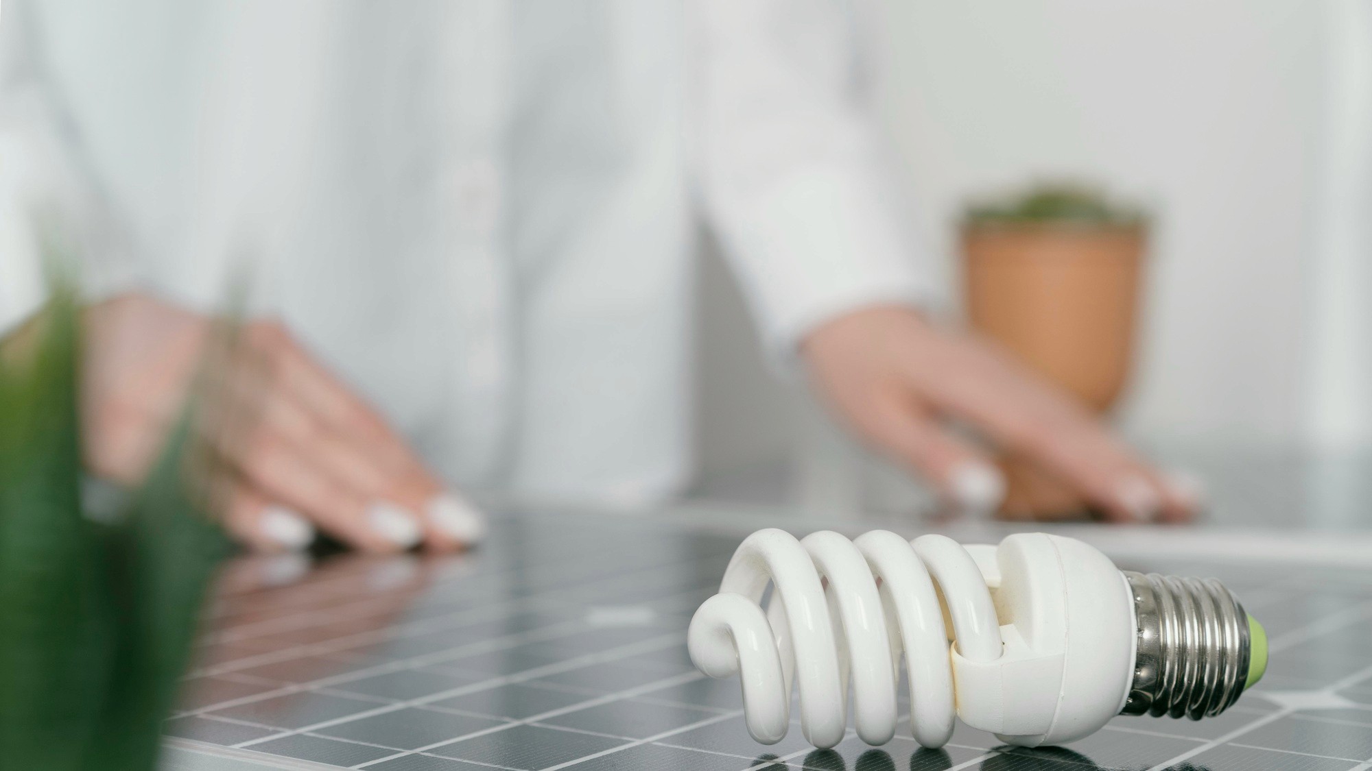Light bulb