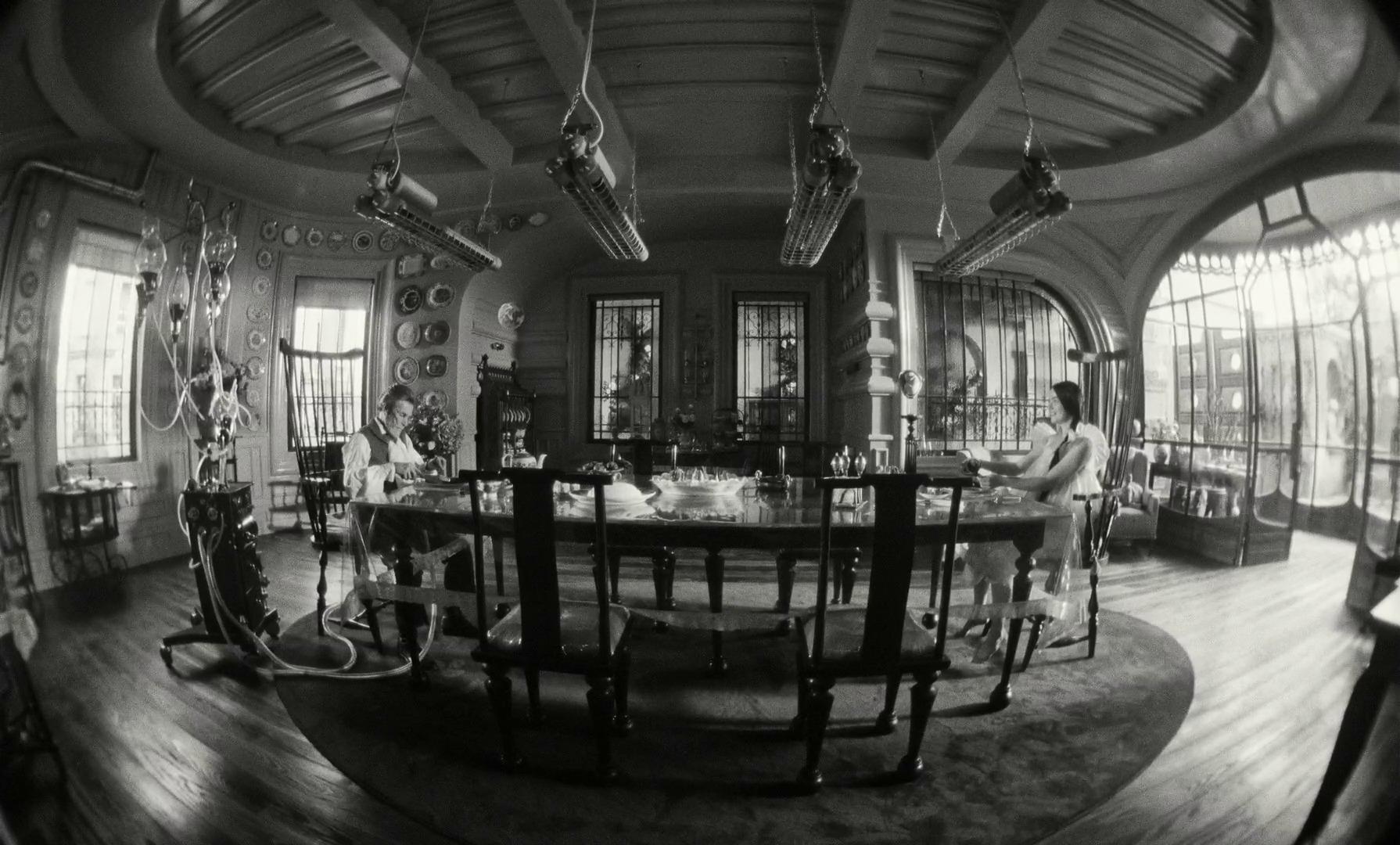 Stills from Poor Things (2023), directed by Yorgos Lanthimos.   © Searchlight Pictures.