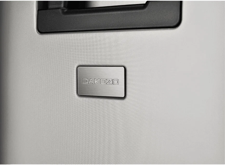 DAKOZO - Suitcase Emblem