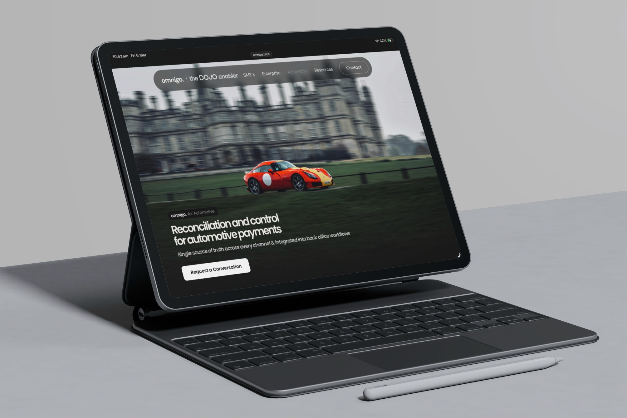 Omnigo Webpage on iPad