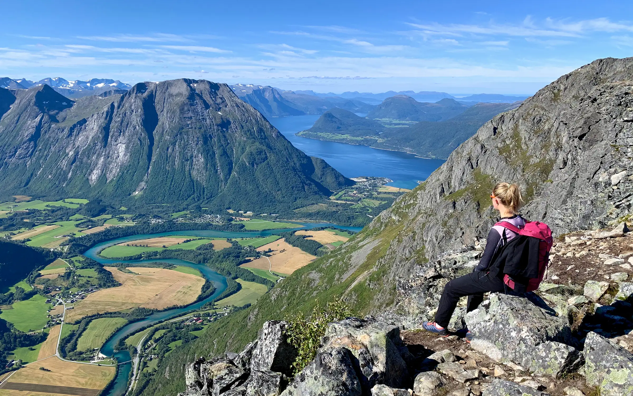 Nydelig utsikt fra Romsdalseggen | Expa Travel