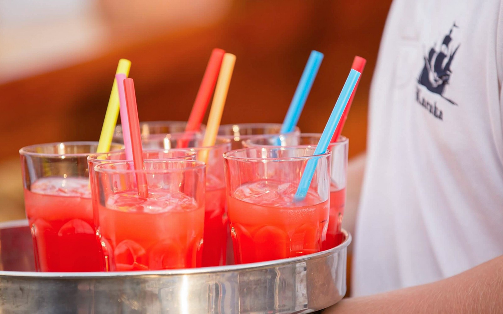 Drinks served on Karaka ship during Dubrovnik Elaphiti Islands boat tour.