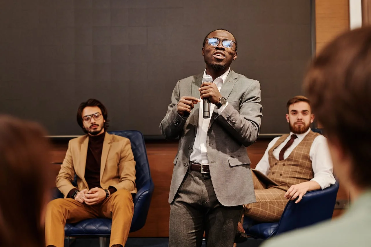 The Art of Persuasion: How Public Speaking Can Boost Your Lead Generation
