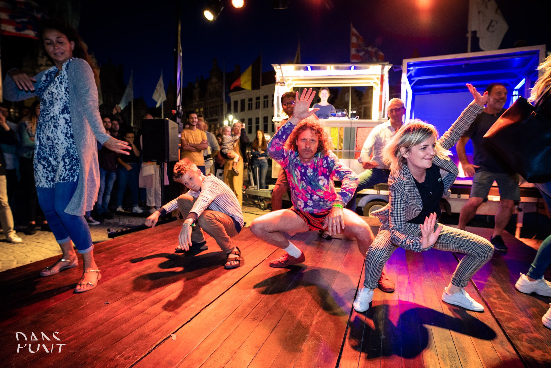 Party act locatietheater