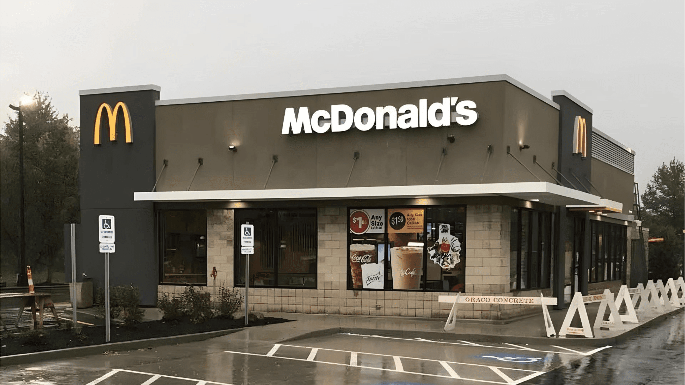 McDonlads store front image