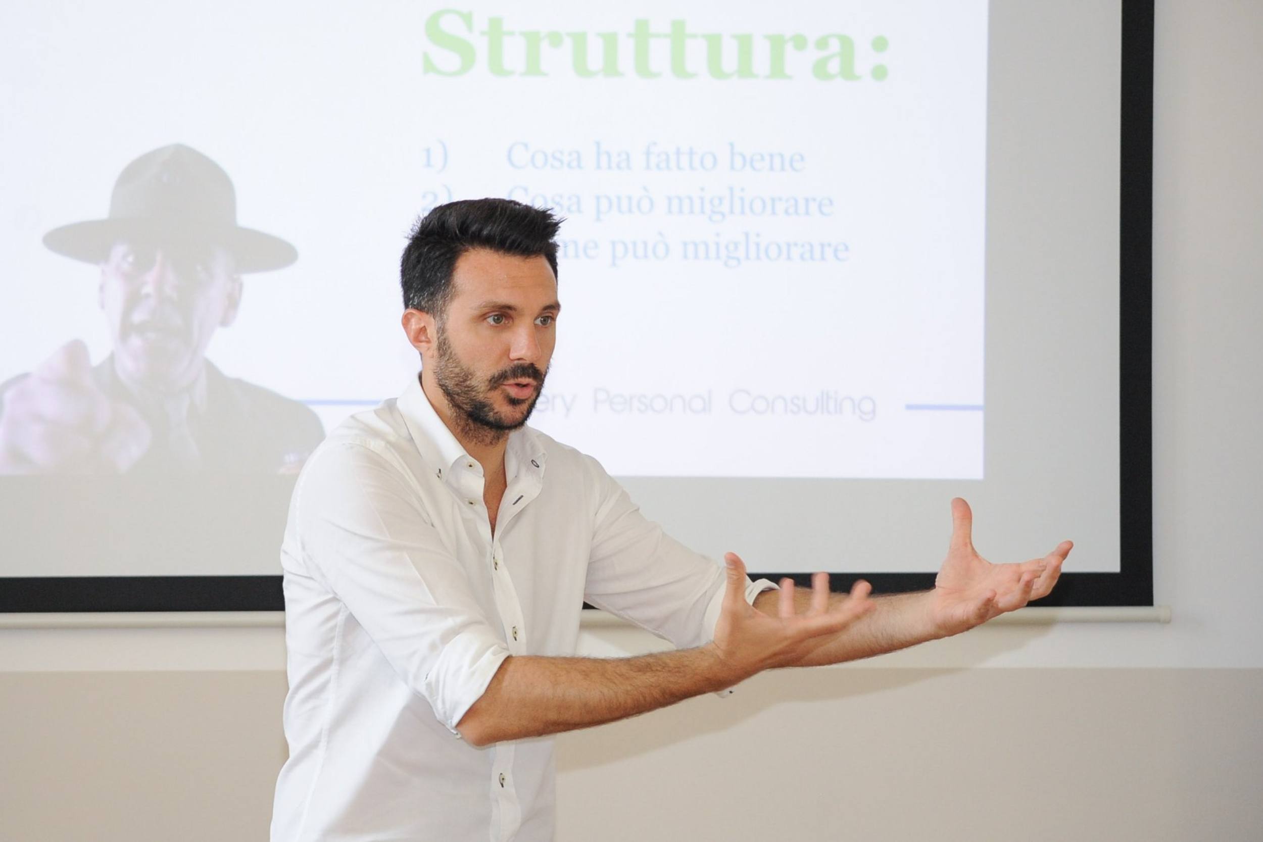 Uomo che fa formazione