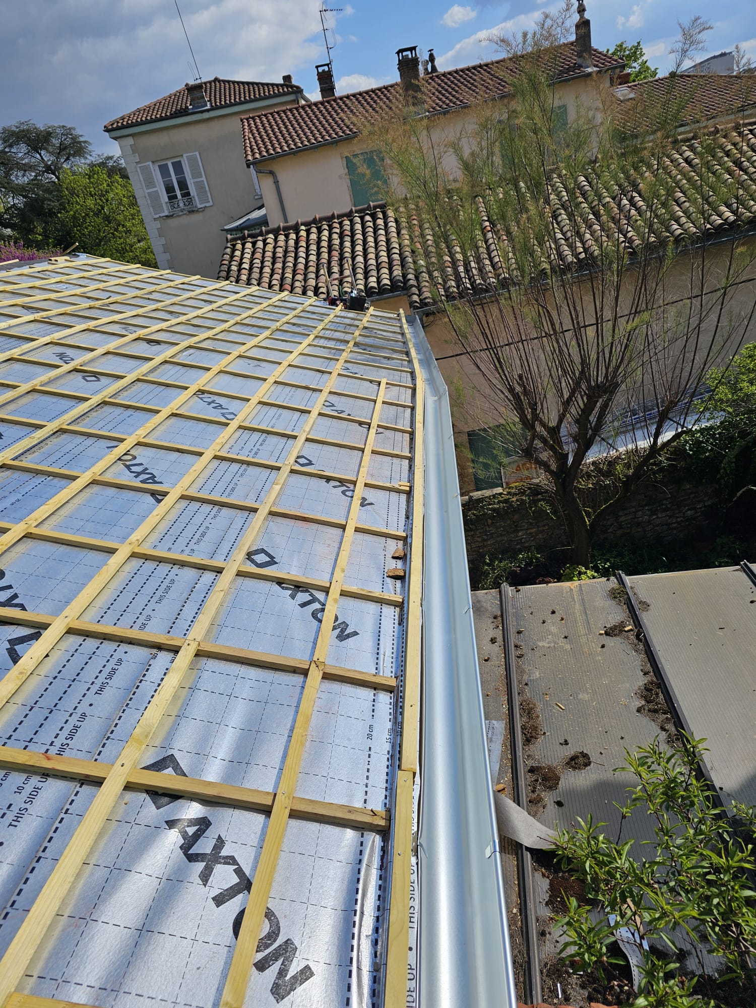 Rénovation toiture par couvreur professionnel Lyon