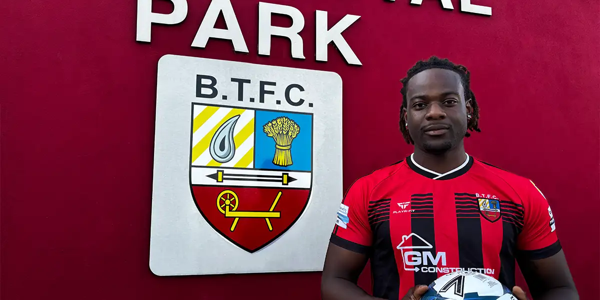 Centre Midfielder Otesanya signs