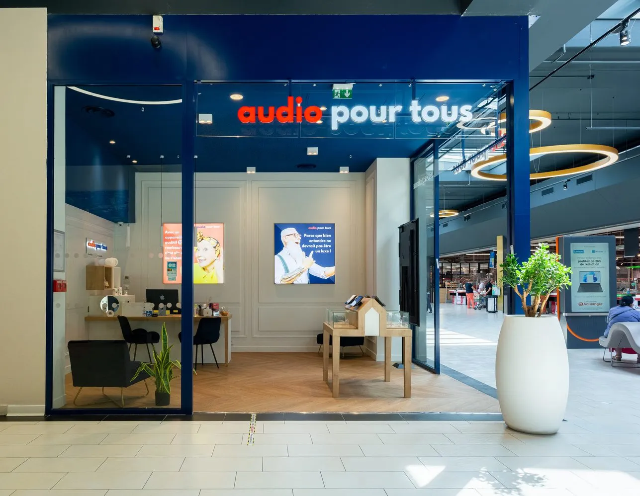 Nos spécialistes du centre auditif Villebon-Sur-Yvette vous accueille dans un espace chaleureux entièrement dédié à votre audition !