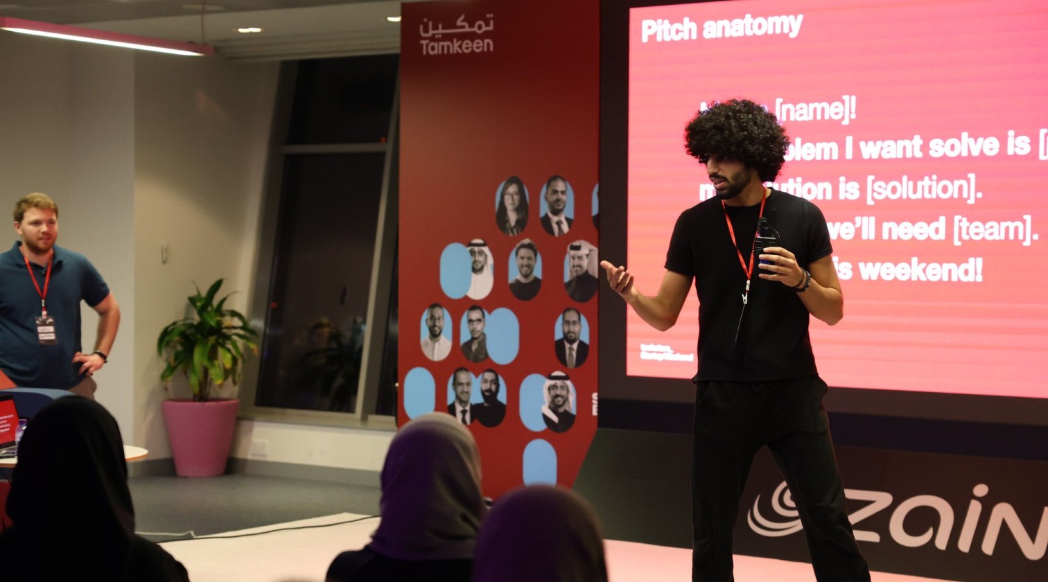 Hadi presenting a pitch anatomy