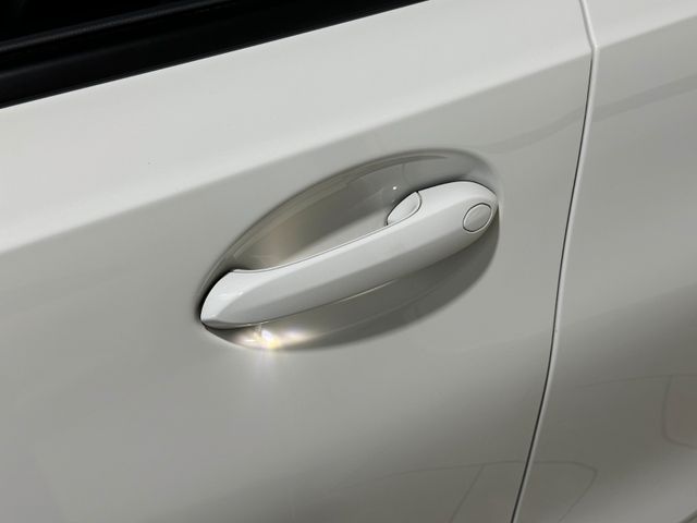 BMW 320 2022 WHITE Gebrauchtwagen - Galeriebild 12