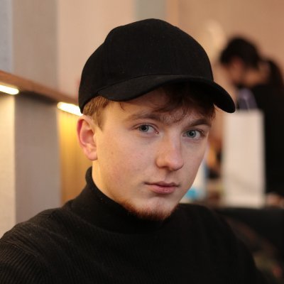 Vadim - Twit Author