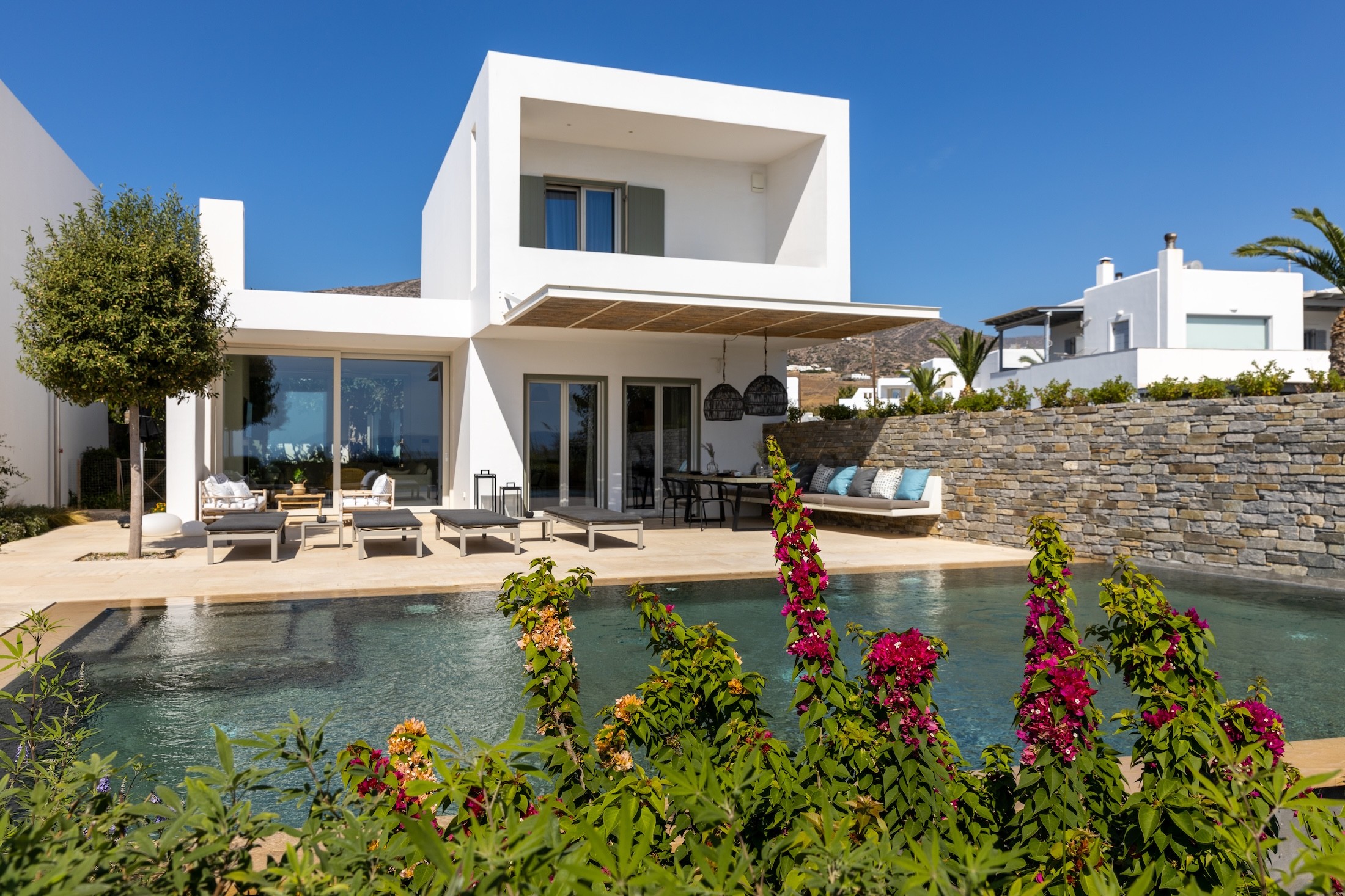 Villa with pool for rent in Drios Paros - Villa Nima I