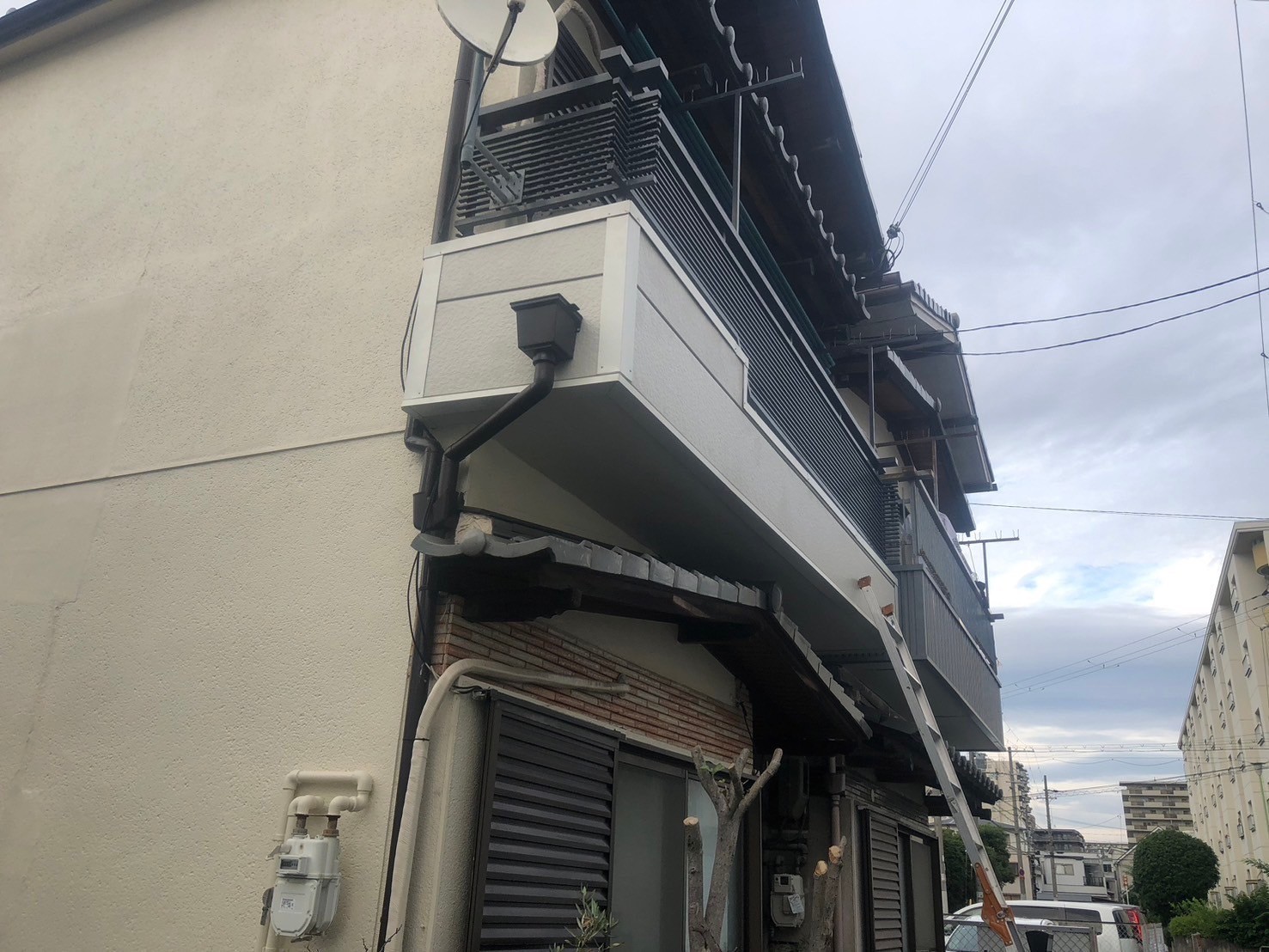 大阪市の内窓と玄関ドア交換の施工写真