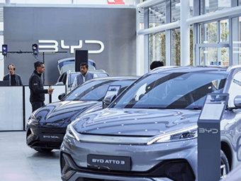 Branded test vehicles for BYD and Uber partnership