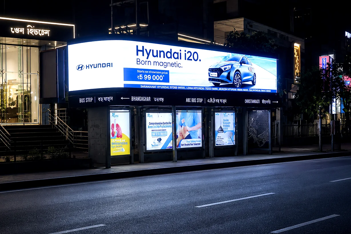 Hyundai i20 LED bus shelter