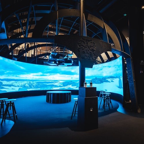 270-градусный кинотеатр