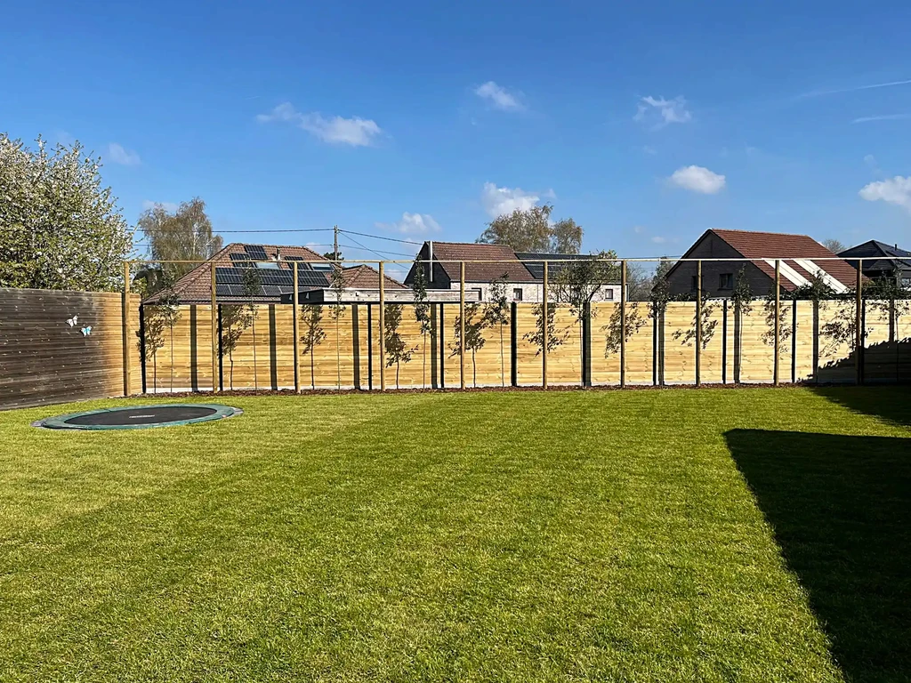 Voorbeeld van een gerealiseerd tuinproject door De Boogerd, met aandacht voor detail, duurzaamheid en maatwerk.
