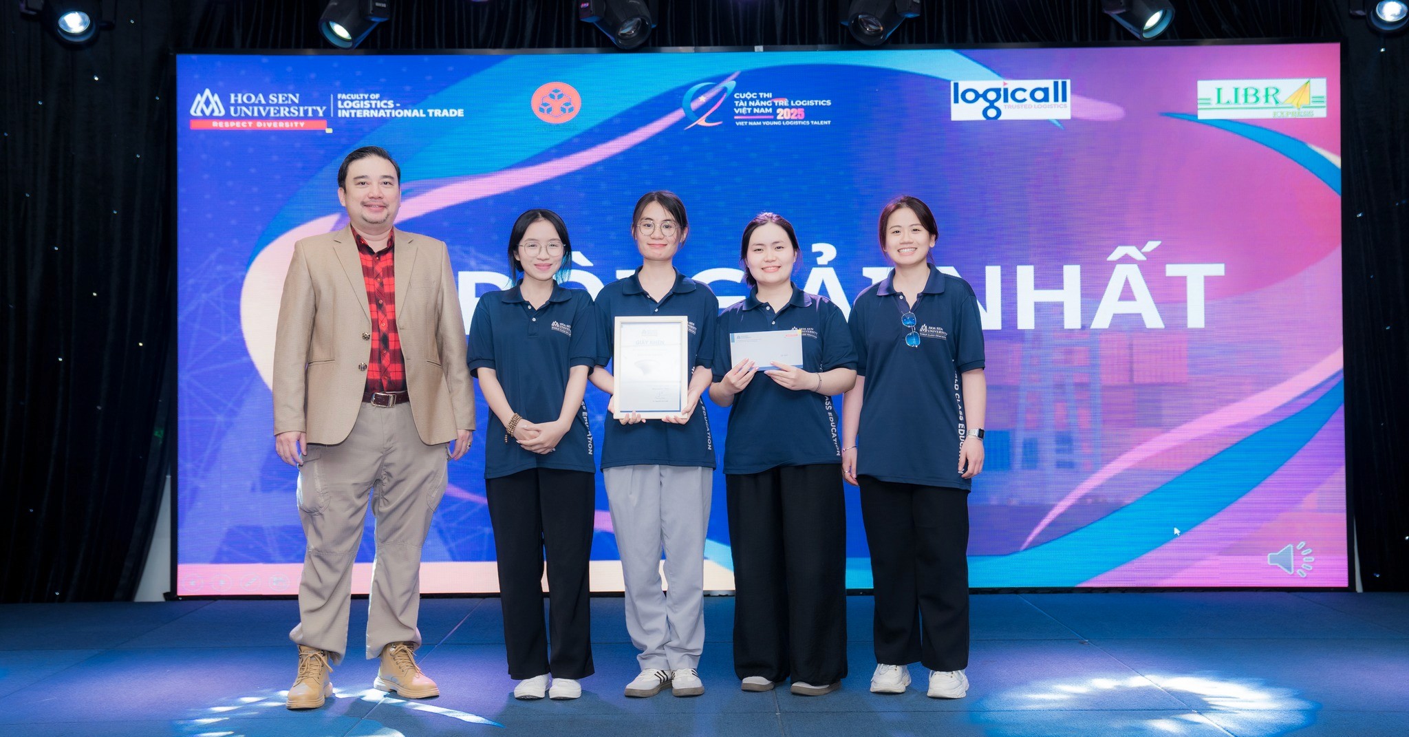 Top những ngành học có cơ hội làm việc ở nước ngoài hấp dẫn