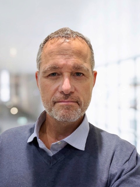 veles Consulting Associate Eduard Stephenson