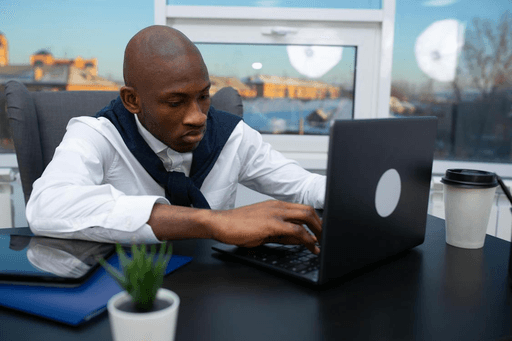 Master Cold Messaging: Tips & Follow-Up Strategies | Growleady