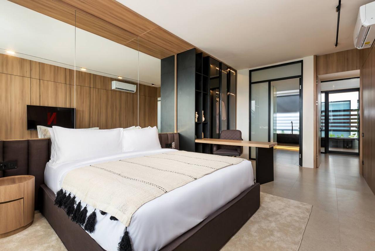 A spacious 3-bedroom villa with a dedicated office in Canggu, Berawa