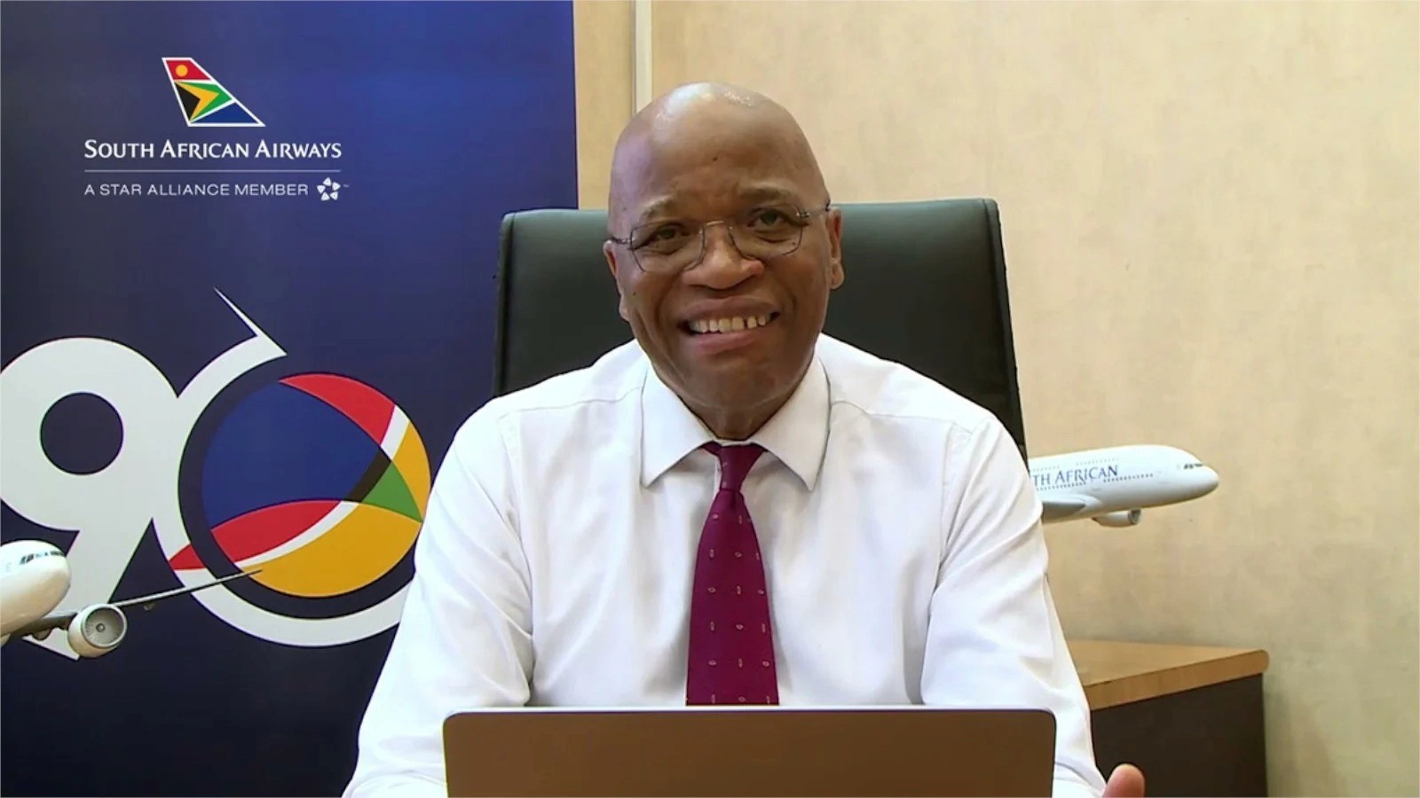 Photo:SAA CEO John Lamola resigns, effective end of April – South African Daily