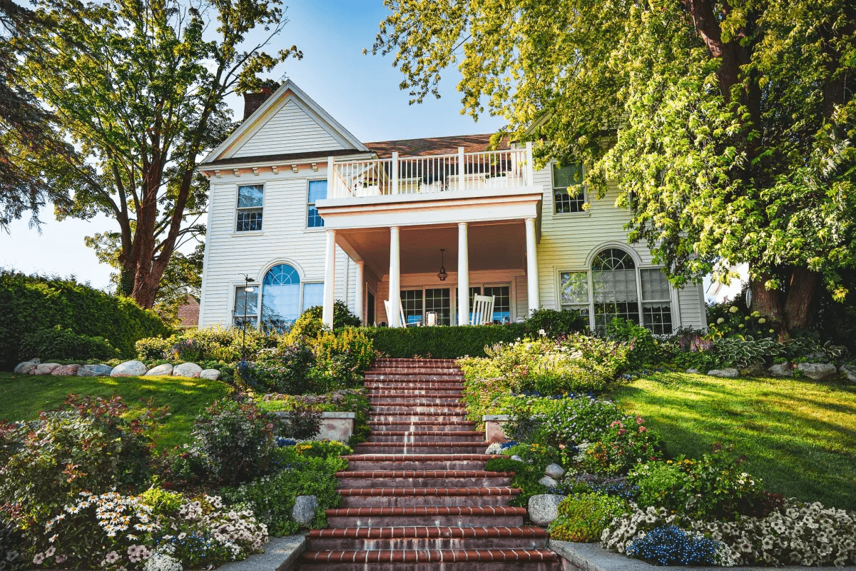 Real estate agent in Ann Arbor, Michigan