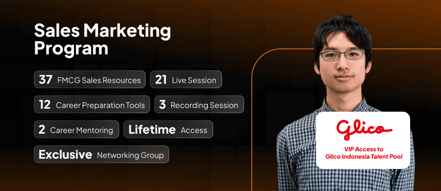 man in white crew neck shirt wearing silver necklace