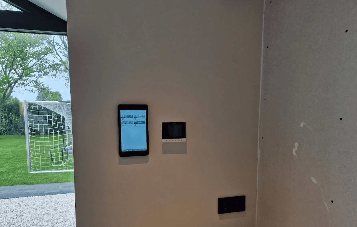 Project van Voorst Elektrotechniek: luxe buitenkantoor