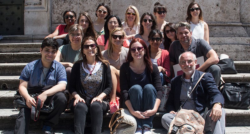 group photo with the lecturer