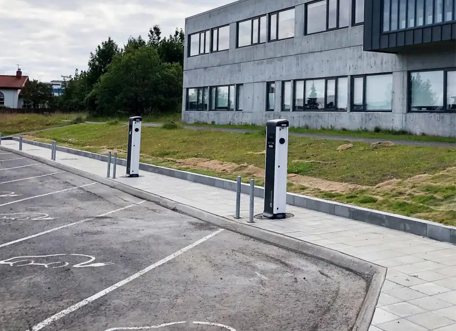 carga para coche electrico abierta al aire libre