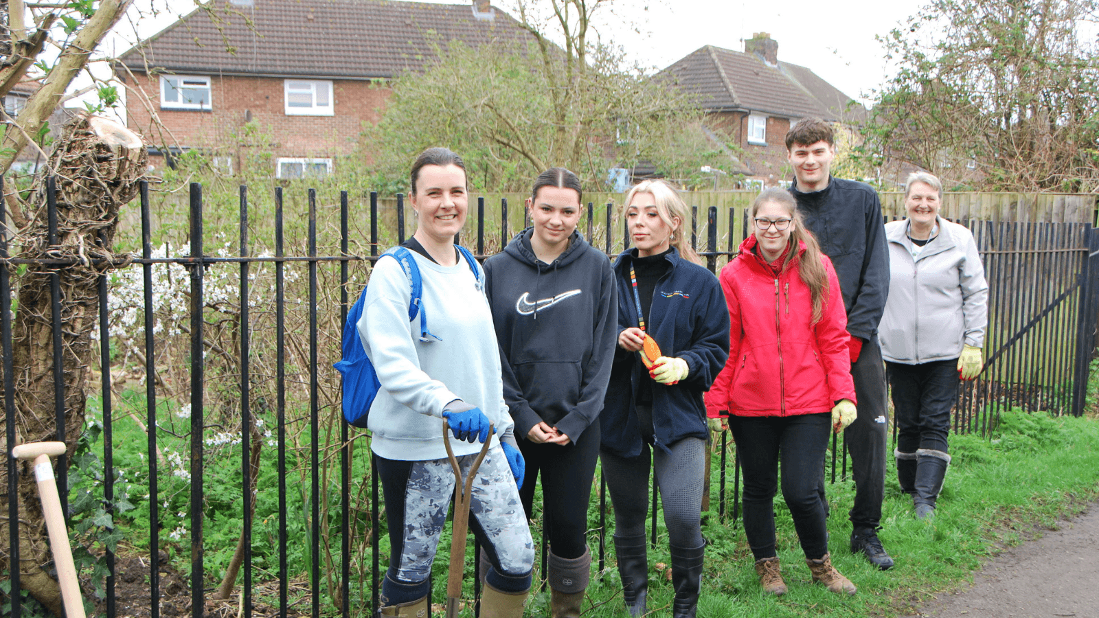 Zellar and England Golf have joined forces to green-up golf.