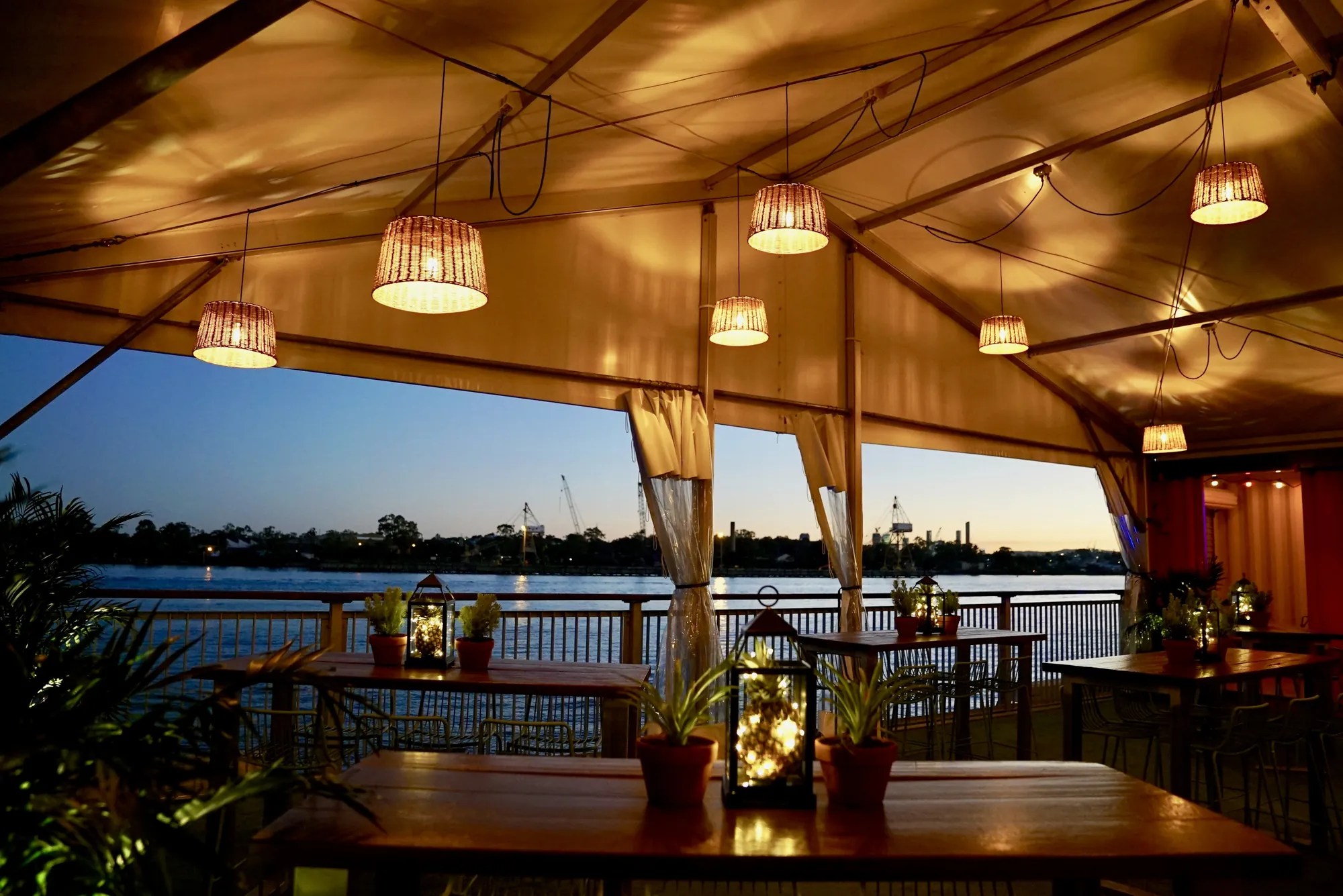 RiverDeck and Boathouse event spaces at Eat Street Northshore
