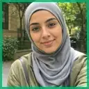Profilbild von Nina Patel für Bewertungen unseres KI-Storyboard-Generator