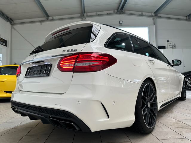 MERCEDES-BENZ C 63 AMG 2018 WHITE Gebrauchtwagen - Galeriebild 20