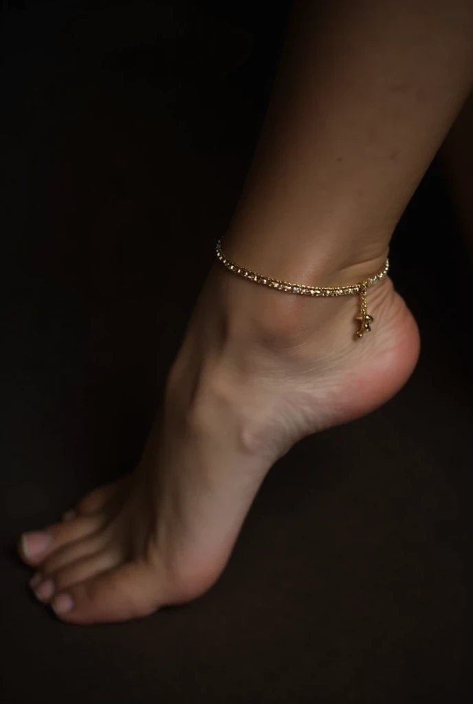 Delicate gold anklet